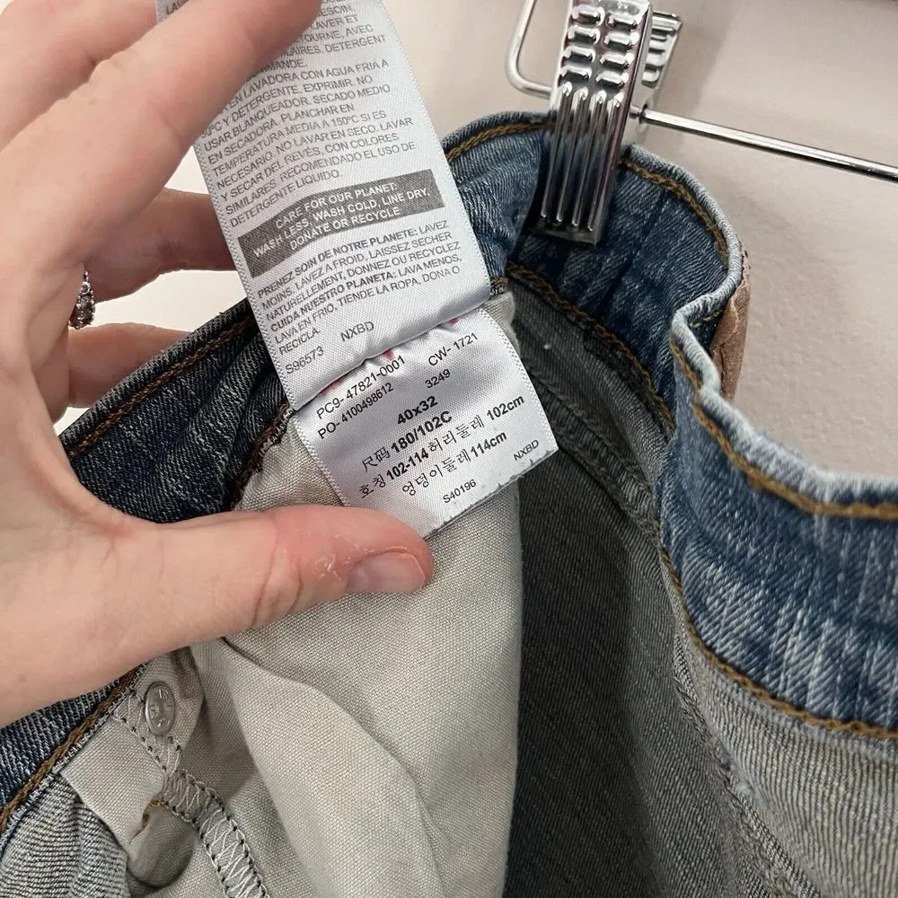 Levis these levi